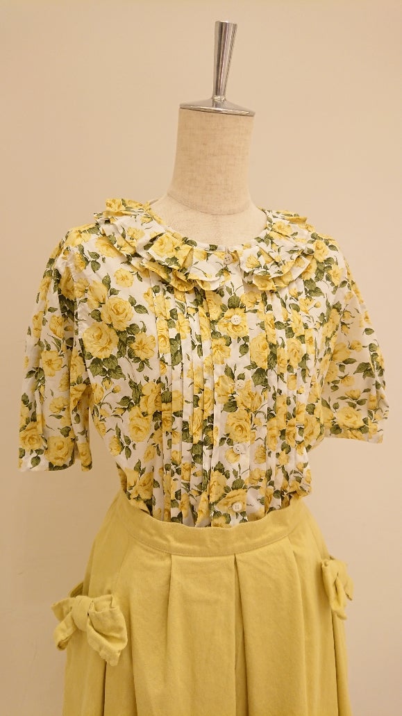 Jane Marple Carline Tuck Collar Blouse