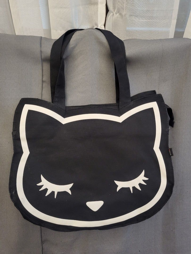 Osumashi Pooh-chan Odekake Tote Bag