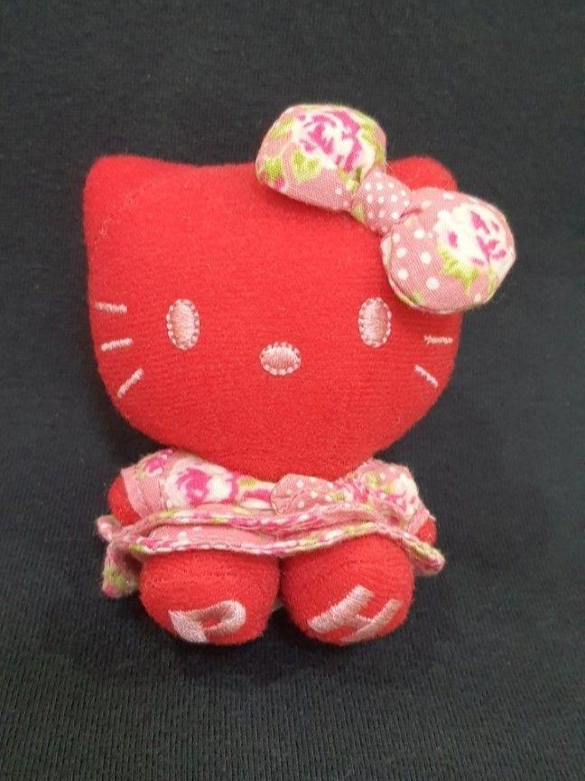 Pink House Hello Kitty Red Charm