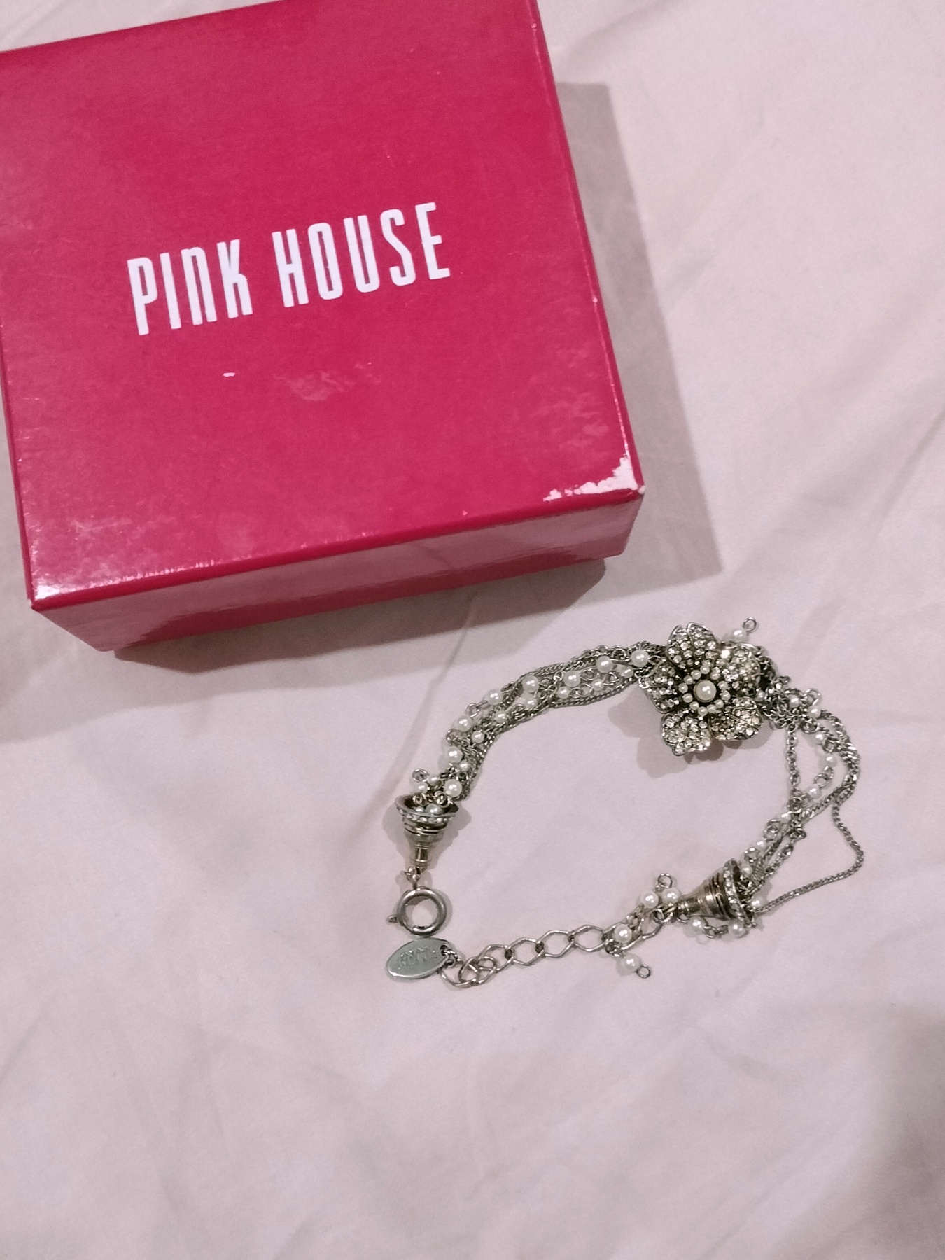 Pink House Motif Pearl Chain Bracelet