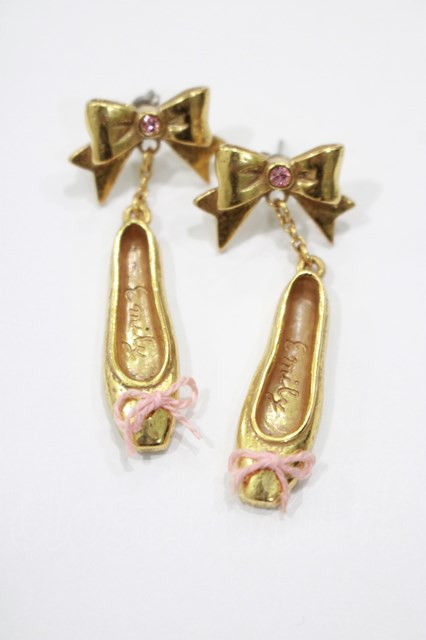 Toe Shoes Pierced Earrings