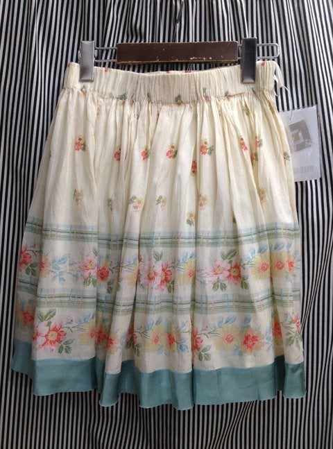 Vintage Ribbon Flower Mini Skirt